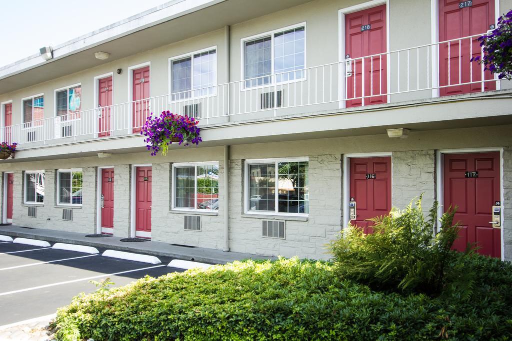 Campus Inn & Suites Eugene Downtown المظهر الخارجي الصورة