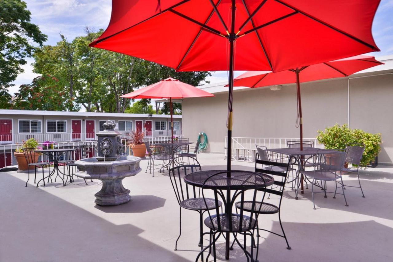 Campus Inn & Suites Eugene Downtown المظهر الخارجي الصورة