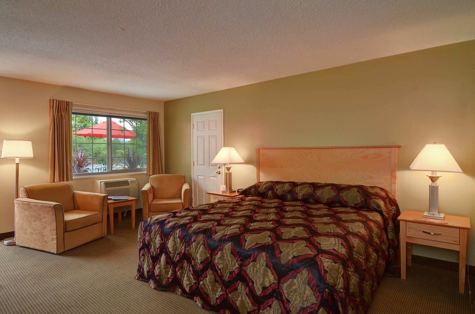 Campus Inn & Suites Eugene Downtown الغرفة الصورة
